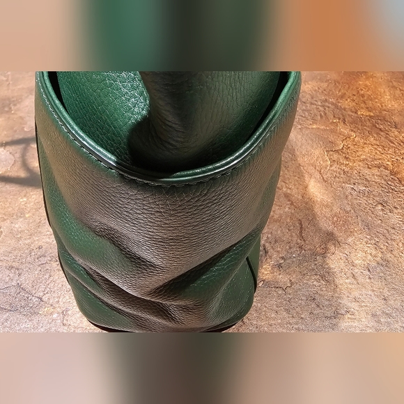 Michael Kors Jet Set East West LARGE Tote. NWT Moss - Picture 8 of 12